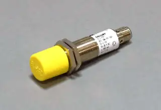 Image of the product BOS 18M-PA-1QB-E5-C-S4