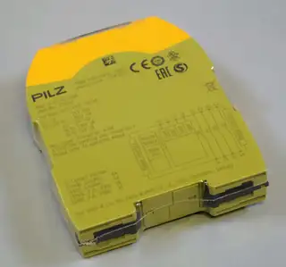Image of the product PNOZ M EF 4DI4DOR