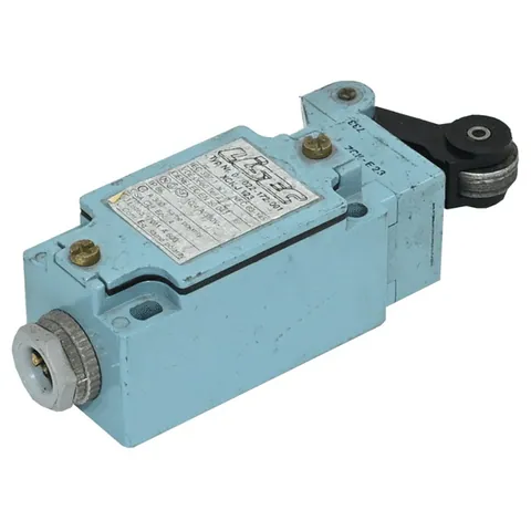 Lisec XCK-J 123 XCK-J 123 – Limit Switch Sensor, IP66, 10A 380V, Type 02/022-172-001 — Switches & Modular Apparatus