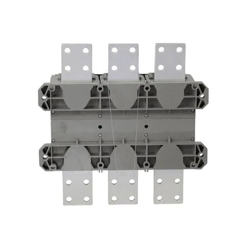 Schneider Electric RGF36160U31A Circuit breaker, PowerPacT R, 1600A, 3 pole, 600VAC, 18kA, busbar, Micrologic 3.0, 80% — Accesorios generales