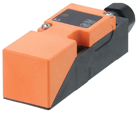 IFM IM5037 Inductive sensor — Proximity & Inductive Sensors