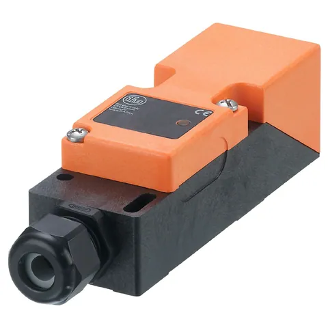 IFM IM5037 Inductive sensor — Proximity & Inductive Sensors
