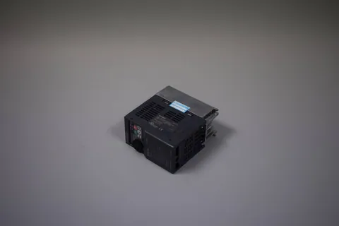 Mitsubishi FR-D720S-025SC-EC Inverter; Rated Power: 0,4kW; 1x200-240V; Rated Current: 2,5A@50°C; IP... — VFDs & Frequency Converters