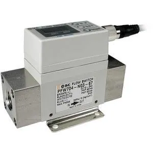SMC PF2W720-F04-67N PF2W7, Digital Water Flow Sensor, 2-Color Display, IP65, 0.5-100 Lpm, PF2W720-F04-67N — Controllori e regolatori